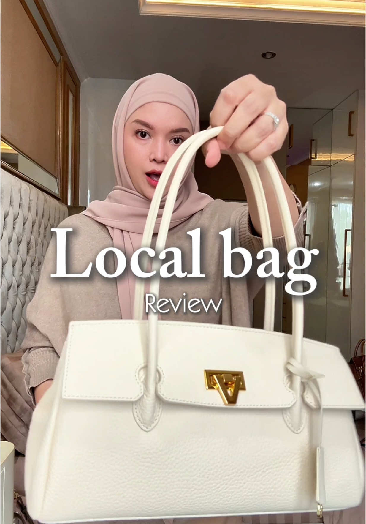 Replying to @nloveapel apalagi sih Brand tas lokal yang OK? #Voneworld #Localbrand #LocalBag