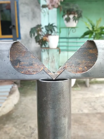 Corner joint ideas #perfectweld #ideas #amazing #technique #tipsandtricks #fabrication #metalwork #welder #welding #WeldingCreativeTools 