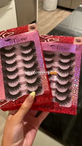 #tiktokshop #freesample #lashes 