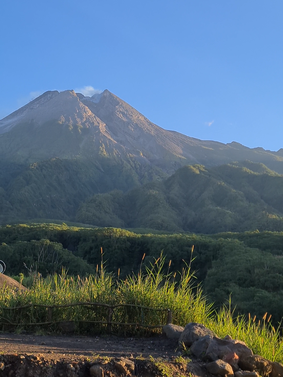 mentahan #alam #vibes #gunungmerapi #gerbangmerapi #kaligendolmerapi #kaliadem 