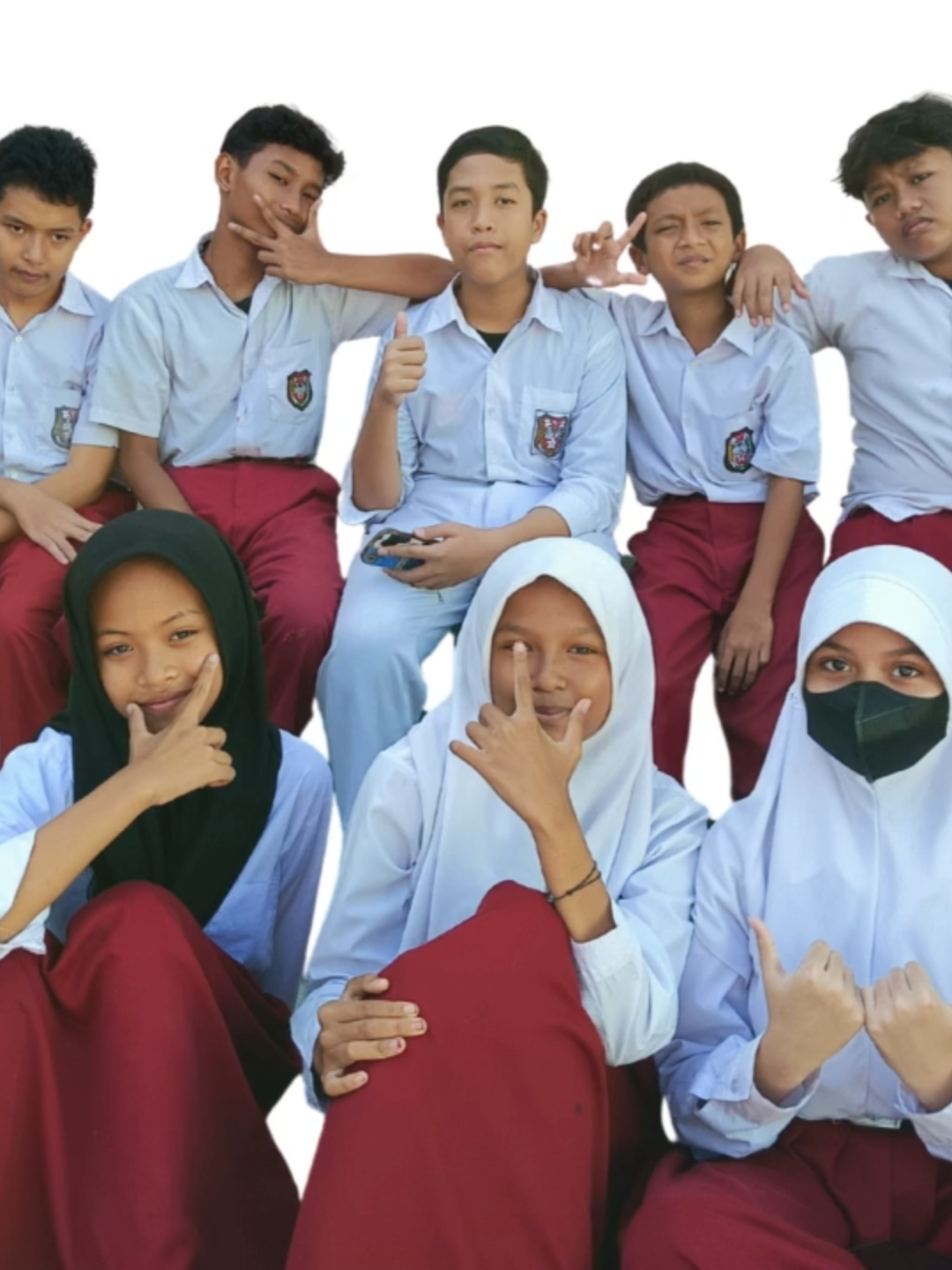 Film edukasi singkat yang dipersembahkan oleh anak-anak kelas VI angkatan 2023/2024 STANZA (SD NEGERI TERBANSARI 1 YOGYAKARTA).  Mungkin masih banyak kekurangan dari film ini terutama dari segi kualitas video maupun suara. Namun, harapannya pesan dari film ini dapat tersampaikan kepada kalian semua yang menonton.  Selamat menyaksikan ya.... #fyppppppppppppppppppppppp #edukasi #film #karyaanakbangsa #antibullying