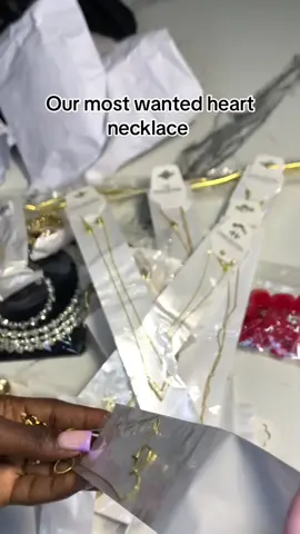 Heart shape necklace 🏷️4000 #jewelryvendor #jewelryvendorinlagos #luxuryjewelry #fyp #nontarnishjewelry #fashionableaccessories #gems_byDiana #chunkybangles #chunkyrings #accessories #viral #stainlesssteel #SmallBusiness #necklace #goldnecklace #explore #foryoupage @Fayth🌻 @WIG_ville 