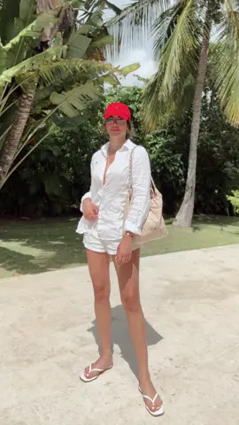 Linen on linen >>> #summerstyle #outfitinspo #vacationoutfits 