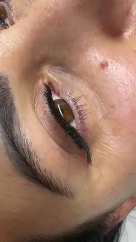 Love it 🥰  #eyelashextensions #lashextension #lookchange #alungireagenelor #extensiidegene #gene #extensii 