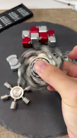 Born for relaxation, designed for obsession#edc #fidgetspinner #metal #fidgettoys #edczeus 