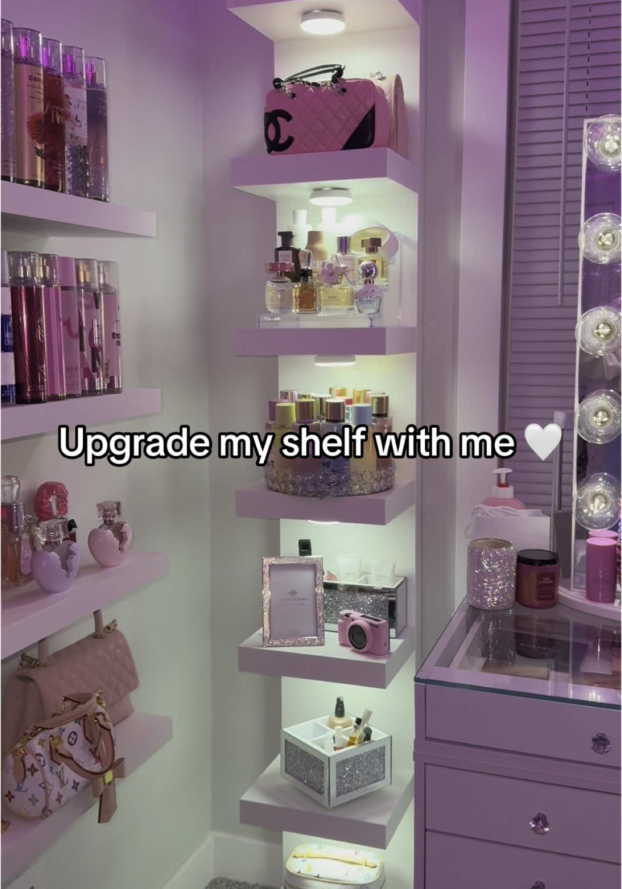 Upgrade my shelf with me 🤍 these lights elevate it so much 🎀✨ #shelfstyling #girlyroom #girlyroomdecor #aesthetic #organizewithme #lackshelf #shelfdecor #girlydecor #perfumes #victoriasecretbodymist #beautyroom #closetroom 