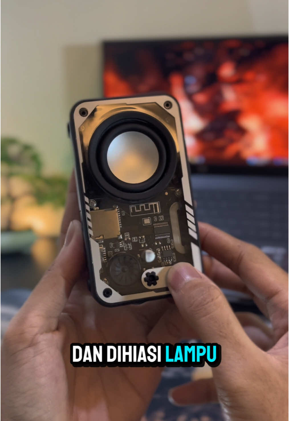 Speaker Mecha AB4085 dari @GoojodoQ.Store rekomen buat kalian selain harganya terjangkau kualitas udah keren bangett!! suara yg dihasilkan dan Bass nya nendang guys!!  #mechspeakerab4085 #mechspeaker #goojodoq #dikrikingzshop #keranjangkuningtiktok #elektronik 