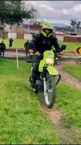 #policia #dr650 #😎😎