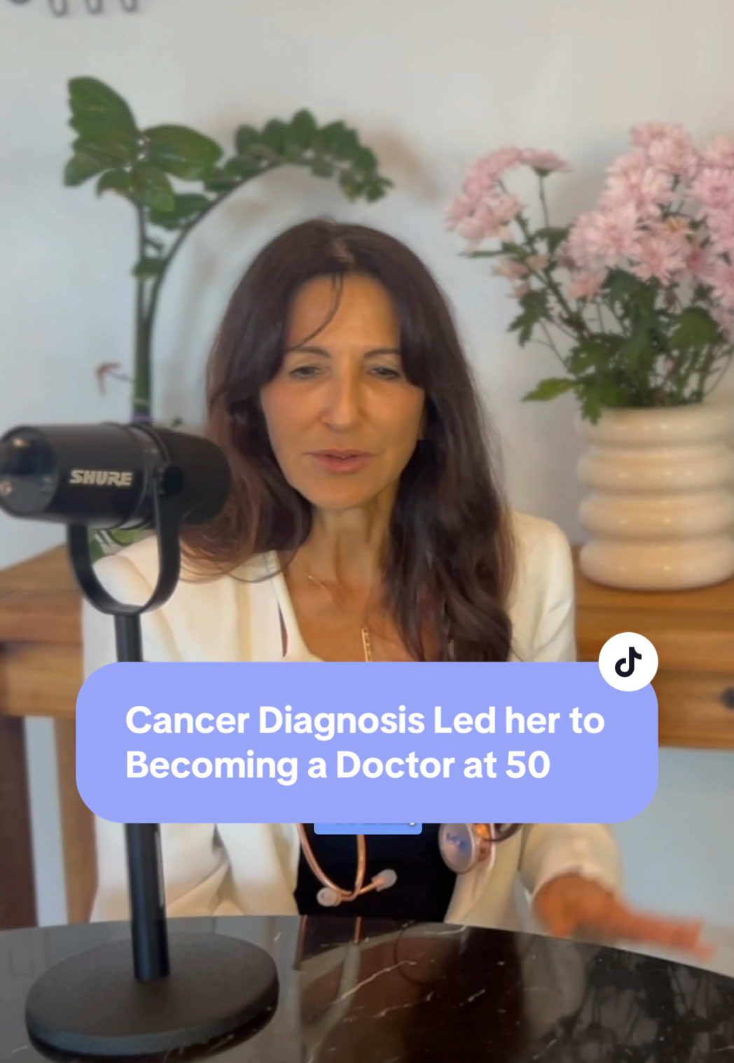 Dr. Eve’s journey is proof it’s never too late to rewrite your story 💛 #fyp #medical #doctorreacts #doctorsoftiktok #inspirational #biohacking #hormones #hormonebalance #menopause #antiaging #womenshealth 