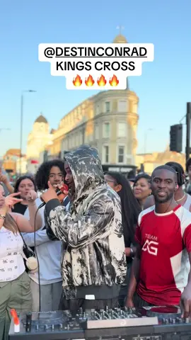 @DESTINCONRAD 🔥🔥🔥🔥#dj #djag #djagonline #ukdj #djlife #tiktokdj #music 