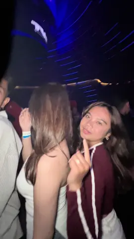 Apa pun masalah nya bb solusinya 😬 #clubbandung #breakbeat #clubjakarta #concreteangel 