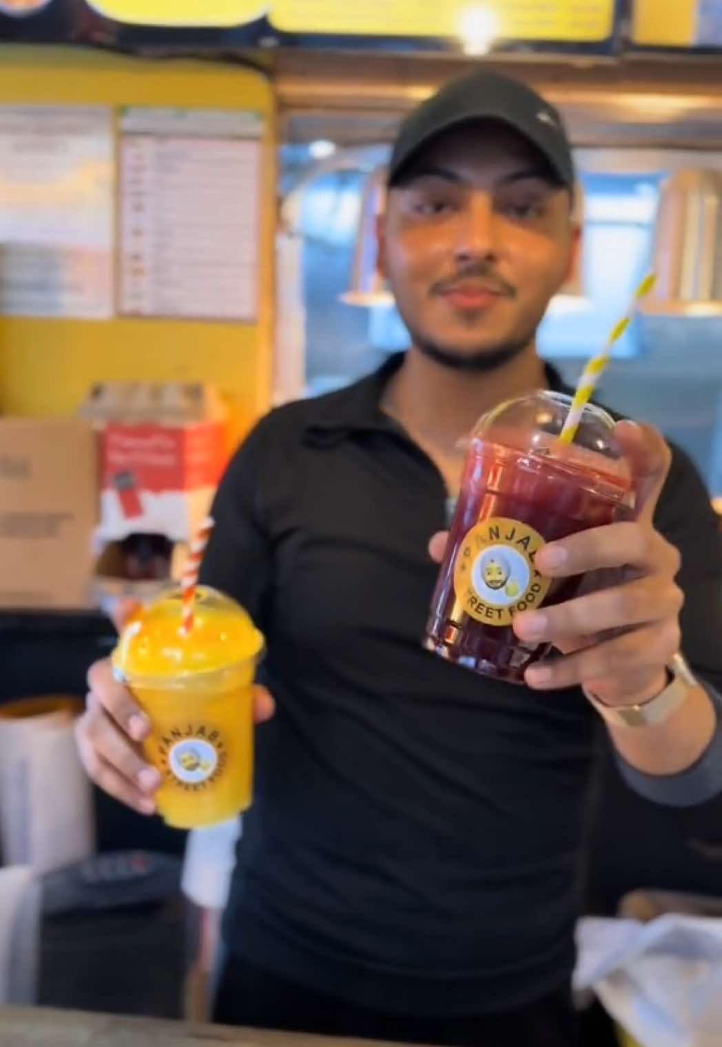 Fresh Fruit Juice🍊#panjabstreetfood #ukwale🇬🇧 #ilford #trendingvideo #freshfruitjuice #juice #Foodie #london 