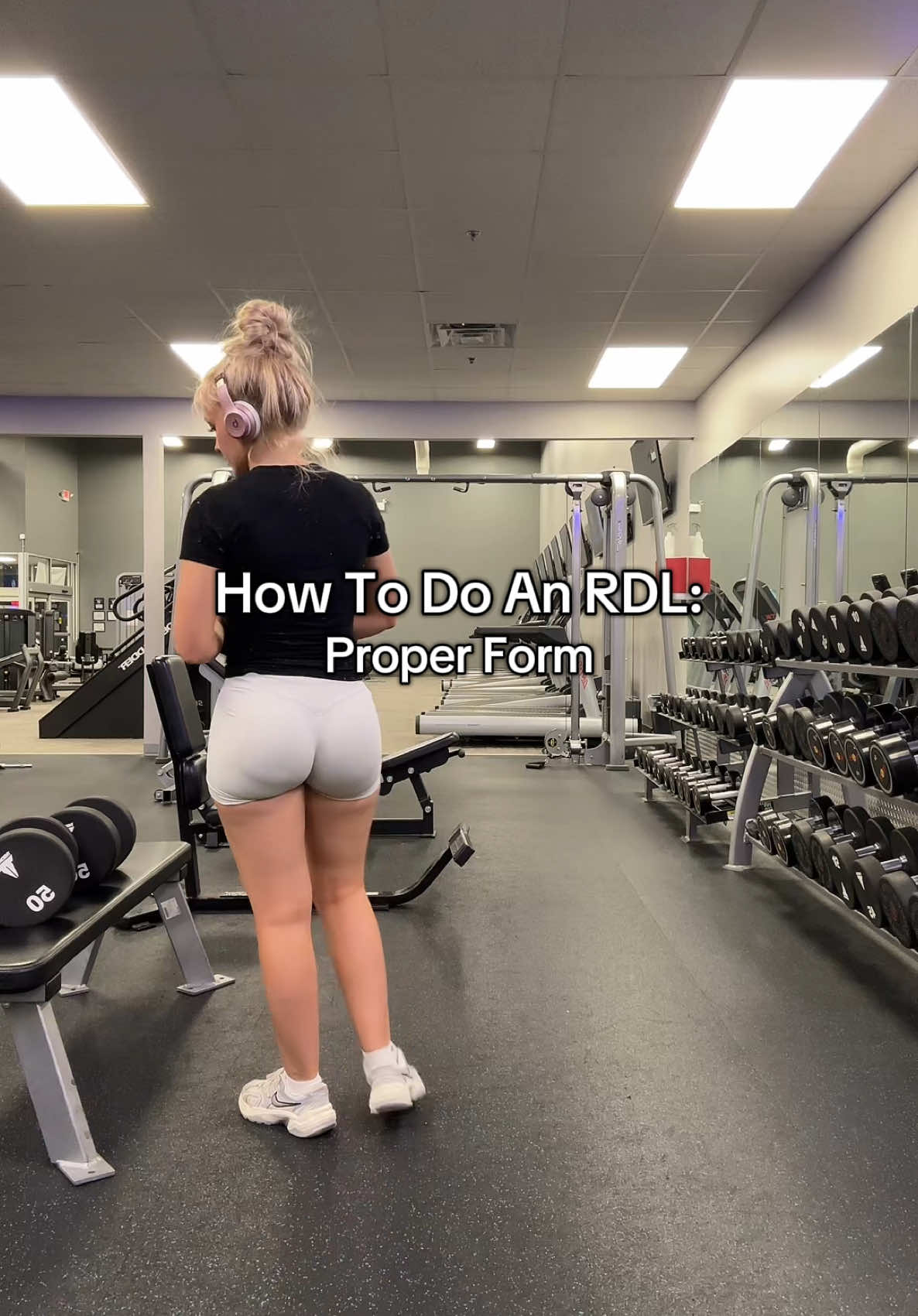 Shorts are linked 🫶 #rdl #workoutroutine #gymgirls #gymtoks #gymfit #glutesworkout 