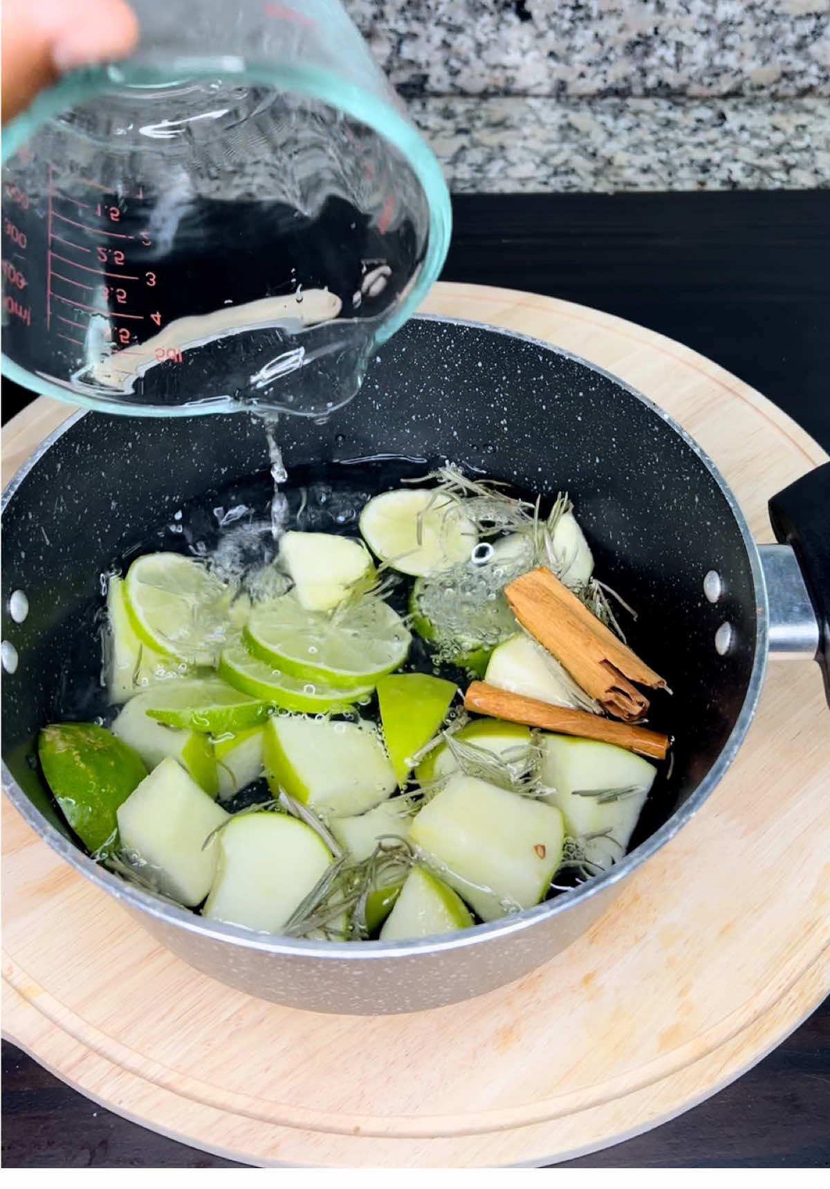 Mezcla manzana con 1 limón #reels__tiktok 