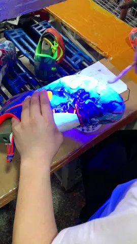 Kobe 8 what the 😤 producing #sneakers #fypage #sneakerhead #kobe6 #kobe5  #blackmambachallenge🐍🏀🔥  #sneakerunboxing #snkrunboxing #jordan #kobebryant #kobeshoes #kobeshoescollector #kobeshoescollection #kobe6 #kobe8protro #kobe8whatthe 