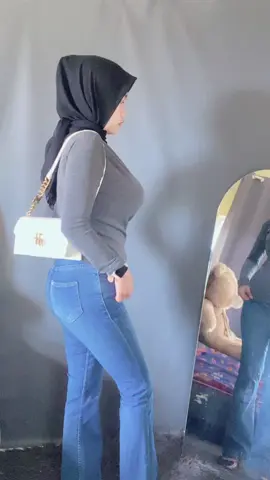 Aku tryon sama celana jeans makin cakep poll😍 silahkan diCo bestie💕 #OOTD #outfitideas #cutbrayjeans 