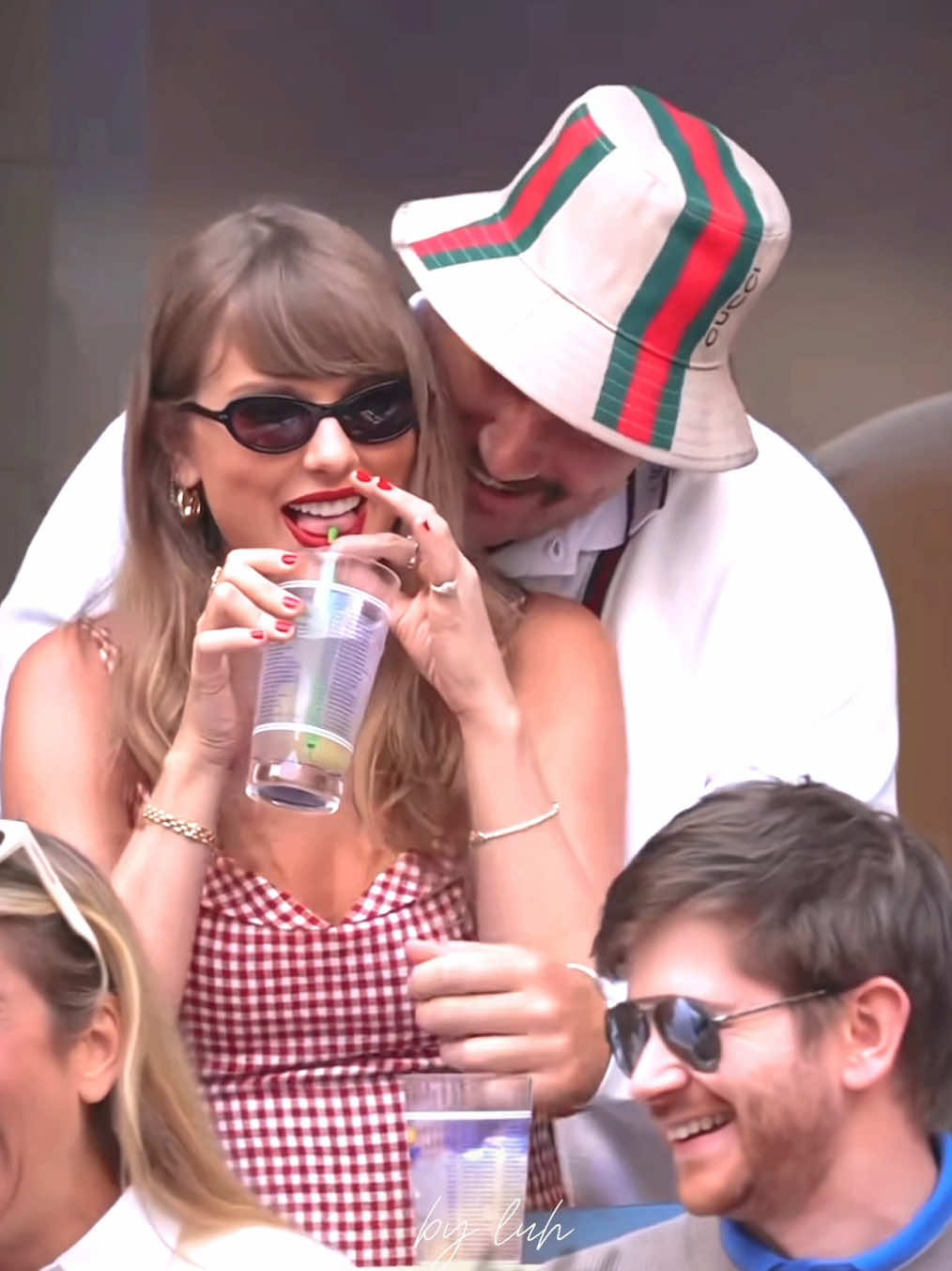 i love them sm 🥹🤍  scenepack - youtube #taylorswiftedit #tayvis 