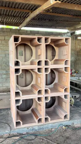 Box Planar singgel 18 inc bahan full meranti redy, info order wa saja no ada di bio.                          #boxsoundsystem #miniatursoundsystem #sondsytemjawatimur 