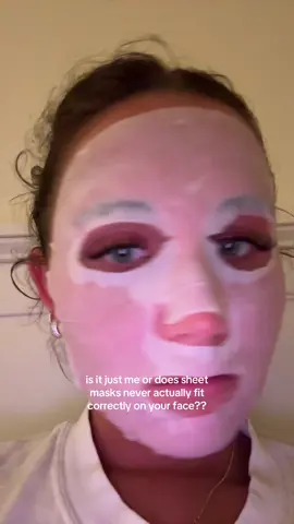 like why is it poking me in the eye  #fyp #trend #trending #sheetmask #sheetmaskreview #facemask #skincare #wth #whatthehelly 