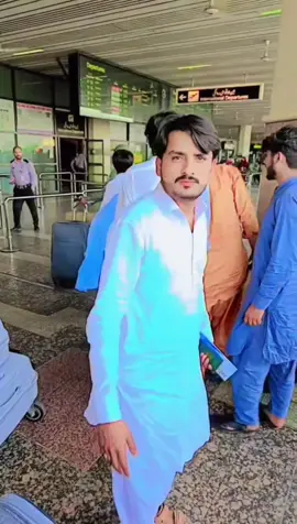 #سنگت_ویڈیو_وائرل_کریسو_آپ_ہیں🥀🌼🙈✨🎇 #foryou  #مجبوریاں_چاکیتااے_وطناں_تودورڈھولا miss you bhai jan