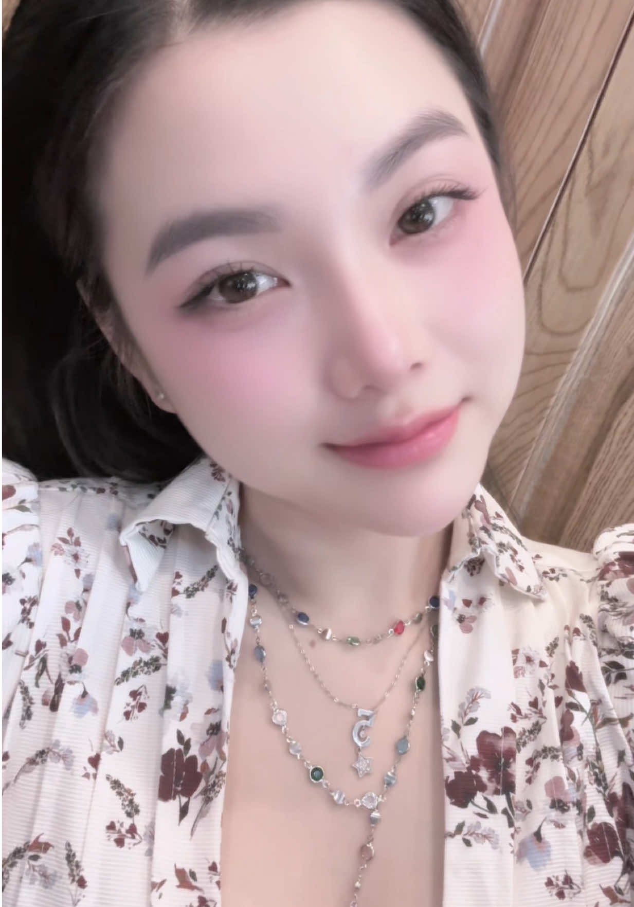 Bế iêm ...