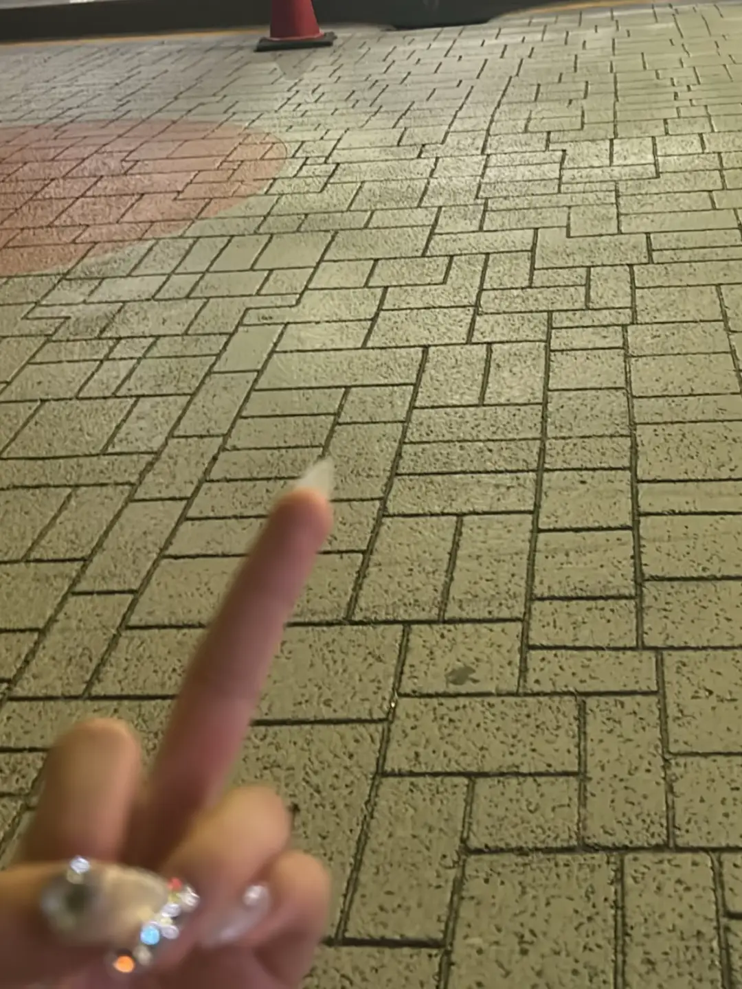 아니 ㅋㅋㅋㅋㅋ 애드라 몸 파는게 걸레 아니냐? 언제부터 틱톡 영상 올리는게 걸레가 된거야? #추천
