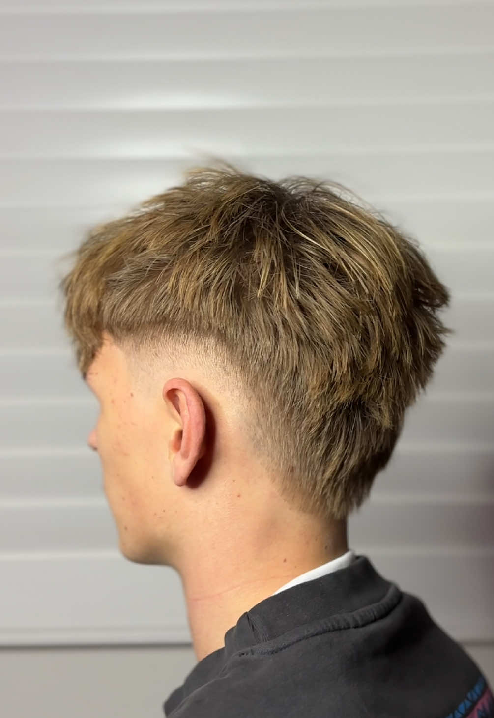 💈Burst Fade 🔥 #trending #viral #transformation #haircut #burstfade #mullet #burst #fade #barber #hair #barbershop #fyp #f #foryou #foryoupage #y #p #Soccer #football #blonde @lachiem08 