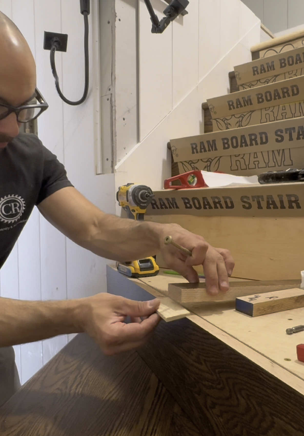 Threaded clamp  #remodel #construction #homerenovation #woodworking #howto #tools #DIY #carpentry #construction #homeremodeling #hgtv #tooltips #constructiontips #diytools 
