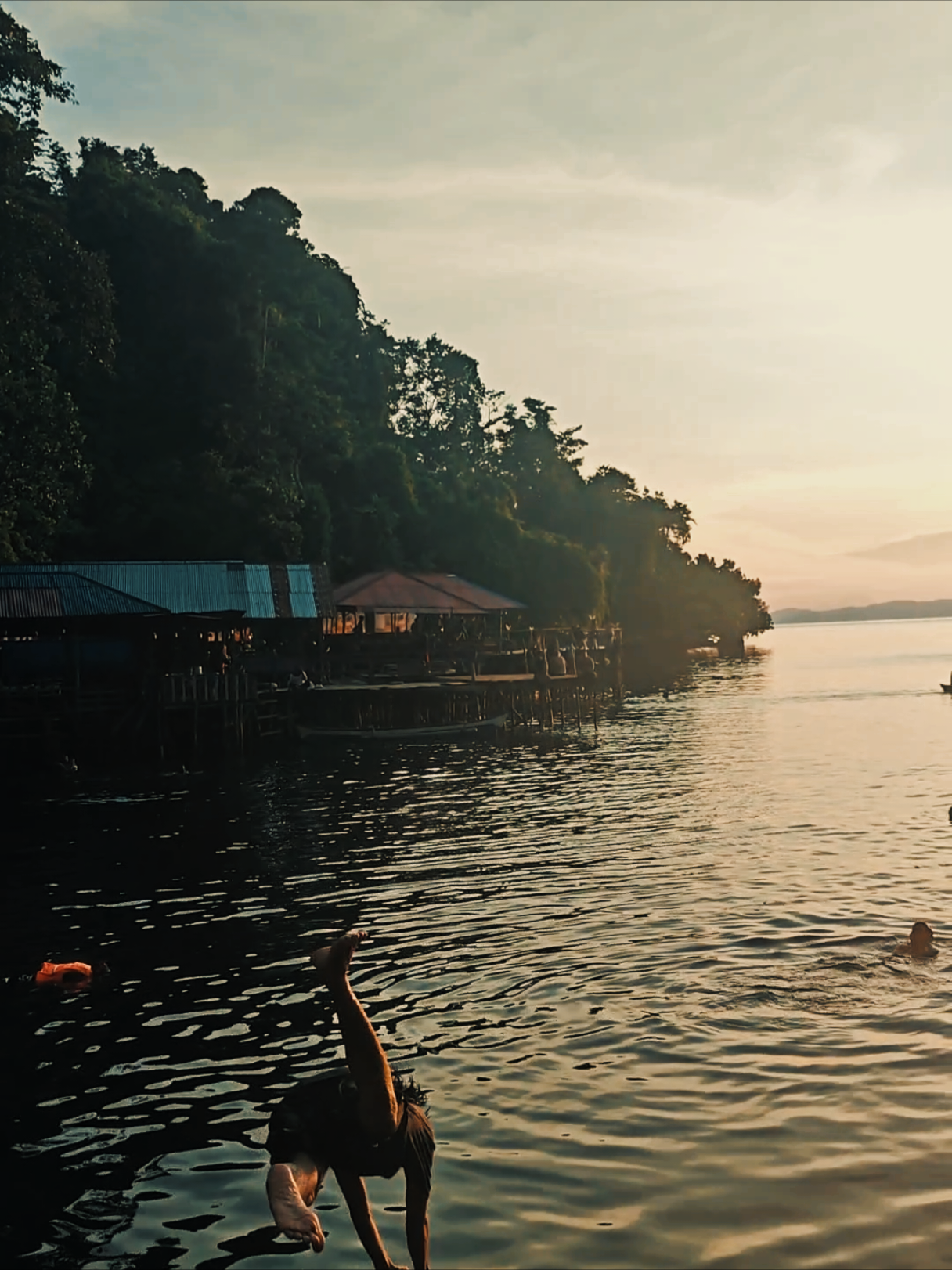 Maluku Tengah, 1 Mei 2025. #vitaminsea #morella #lubangbuaya #malukutengah #malukupride🏝🔥 #indonesiatimur #sea #fyp 