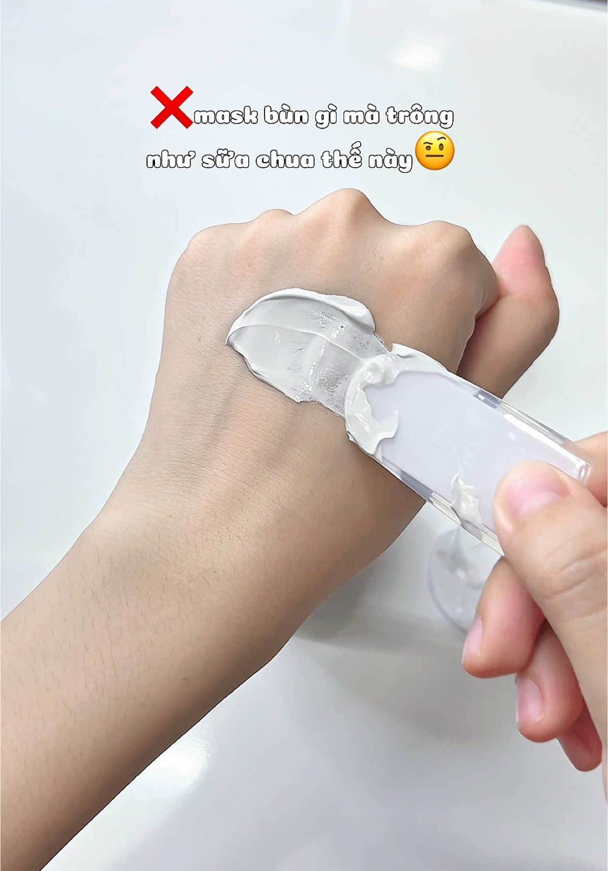 có ai mê đắp mask bùn như tui không🧏🏻‍♀️✨ #eiiovietnam #eiiovn #matnagiayeiio #skincare #matnadatseteiio #matnabun #chamsocda #chamsocdamat #xuhuong #foryou 