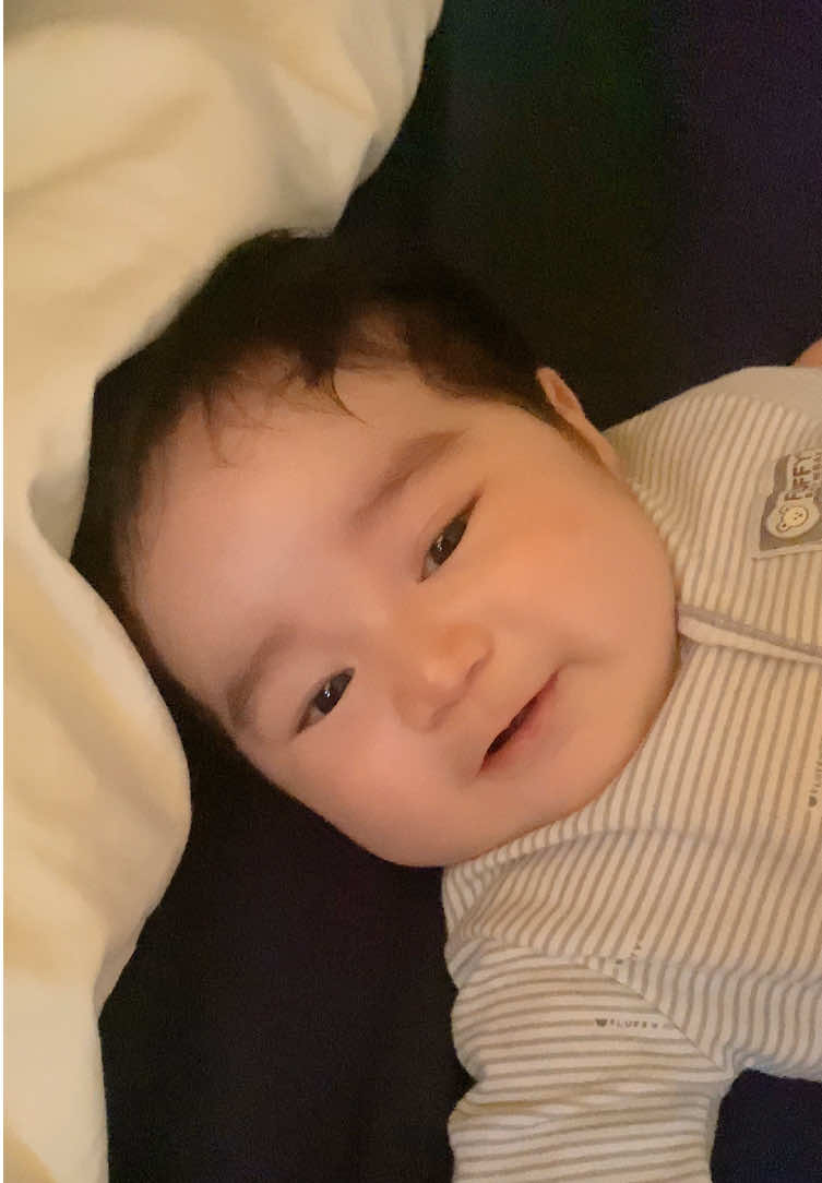 👼🏻 : dengerin zavi cerita part dua ya 👉🏻👈🏻 #masyaallahtabarakkallah #allahummabarik #baby #bayilucu #bayitiktok 