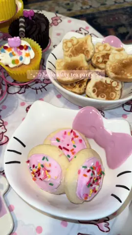 The HK pancakes 🥹  #sanrio #hellokittylover #hellokitty #girly #hellokittyandfriends #kawaiigirl #hellokittycheck #kawaii #sanriogirl #sanriotiktok #sanriolover #sanrioaesthetic #hellokittycore #foryou #fyp #foryoupage #hellokitty😻 #sanriouk #hellokittyhaul #hellokittyphone #sanriofinds #hellokittycafe #primarkfinds 