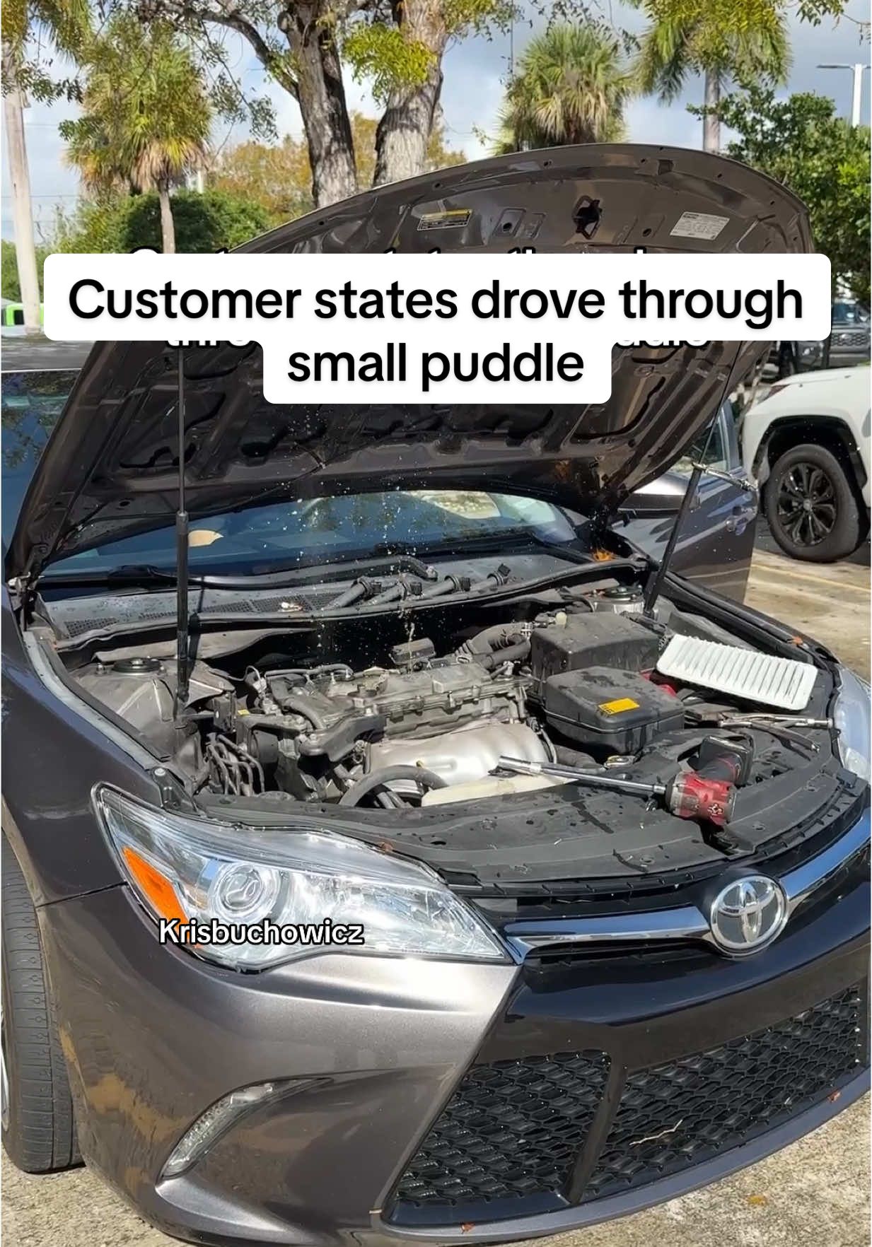 Good thing they had insurance🌧️ #automechanic #autorepair #fixingcars #enginerepair #toolsofthetrade 