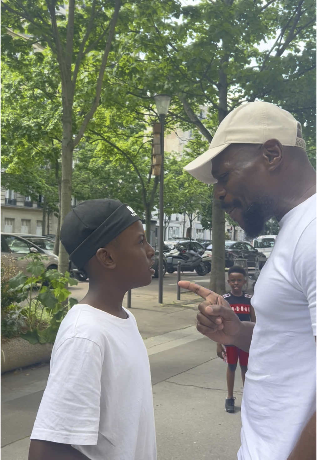 J'rigole avec l'un des piliers du rap français peut être le futur moi @KERY JAMES    Merci @thebignanoush  de me l'avoir fait rencontrer #pour #pourtoii 