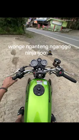 😝 #fyp #foryo #fyppppppppppppppppppppppp #5kmkagakngejem #ninja #ninjass #trending #masukberandafyp #bahanswmu #tiktokpelitfyp #fypdong #twostroke #ninjasanmori 