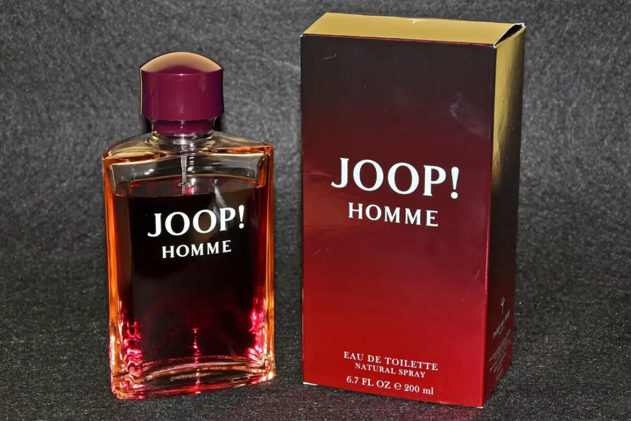 🌟Joop Homme Eau De Toilette🌟 Some fragrances blend in. Others make an entrance. But Joop! Homme doesn’t just enter the room — it kicks the door open, drenched in a wave of pink sweetness and bold nostalgia. Released in 1989 and composed by Michel Almairac, this scent quickly became an icon of its era, embodying everything loud, daring, and unapologetically masculine — with a candy-coated twist. The opening hits like a flash of neon. Bright mandarin orange, zesty lemon, sharp bergamot — all dressed in the soft, soapy sweetness of orange blossom. But where most citrus top notes are crisp and fleeting, here they’re sticky, warm, and almost syrupy. There’s a sense of heat even in the freshness, like citrus peels caramelized under a summer sun. Then, the heart begins to bloom — and twist. Heliotrope enters first, powdery and creamy, adding an almond-like softness that clings to the skin. Jasmine follows, rich and sultry, bringing a touch of sensuality. But it’s the cinnamon that shifts the tone entirely. Suddenly, this isn’t just a floral heart — it’s spiced, cozy, and almost edible. There’s a sweetness that feels baked, like warm pastries infused with floral essences. Lily of the valley lingers in the background, lending just a whisper of green to keep it from tipping too far into indulgence. As the fragrance settles into its base, it becomes what Joop! Homme is most known for — a dense, sweet, slightly creamy cloud. Vanilla and tonka bean form the backbone, rich and gourmand, but with a synthetic sharpness that keeps things bold rather than cloying. Sandalwood smooths out the edges with its soft woodiness, while patchouli grounds the composition with a deep, earthy hum. The sweetness doesn’t fade — it transforms, becoming darker, stickier, almost resinous, like melted sugar left on warm wood. Performance-wise, Joop! Homme is a beast. Its projection is intense — a single spray can fill a room and wrap you in a sugary aura. The sillage is heavy and unmistakable, lingering in hallways and on clothing for hours. Longevity is excellent, often exceeding 10 hours and surviving even a full day’s wear with ease. Joop! Homme isn’t for the faint of heart. It’s flamboyant, synthetic, over-the-top — but also unforgettable. It’s a time capsule from an era when masculinity wasn’t afraid to wear pink and sweetness was a power move. In a world of safe, minimalist fragrances, Joop! Homme still stands tall — loud, proud, and defiantly sweet.  #JoopHomme #80sFragrance #PowerhouseScent  #SweetAndBold #PerfumeForMen #FragranceLovers #ScentOfTheDay #VintageVibes #LongLastingPerfume #BeastModeFragrance #PerfumeReview #BoldFragrance #JoopPerfume #SignatureScent #FragranceAddict 