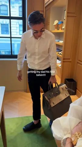 How cute is he 🥹🥹🥹still not over it lol #hermes #birkin #hac #birkinhac #dadsoftiktok #familytime #shopping #haul #dad 
