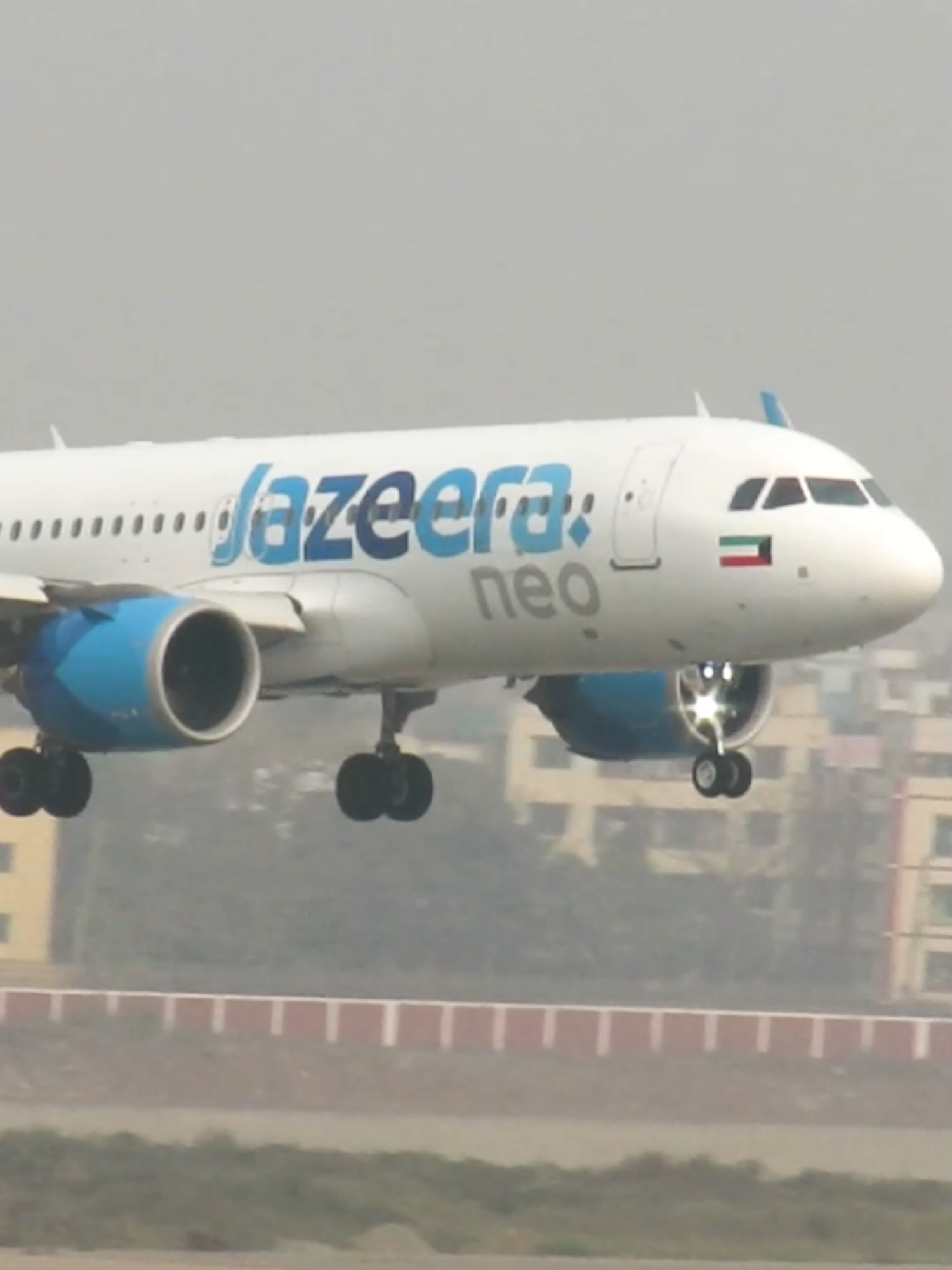 Jazeera  #FamousAviation #DhakaAirport