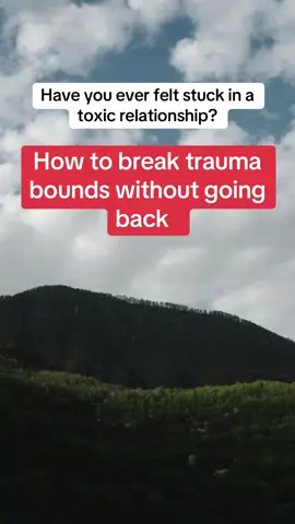 Trauma bounds can confuse love with pain ❤️‍🩹 #creatorsearchinsights #traumabond #trauma #HealingJourney #toxicrelationship #narcissism 