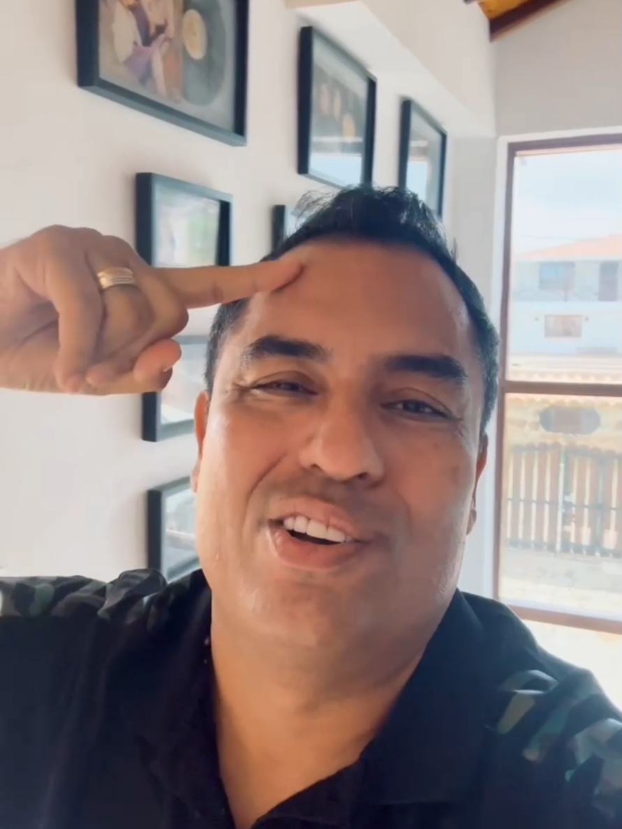 Claro que sí mi hermano... Aquí tienes la respuesta a tú vídeo. @arleybedoyacompositor  #vallenato #soloellamesabeamar #luismateus #viral #colombia #confundido 🪗🎵🎤🎶