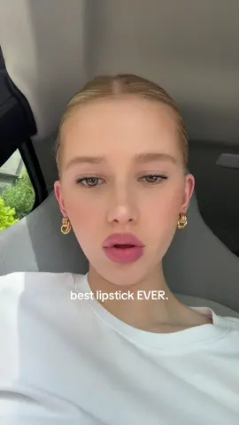 revealing my lip combo @Charlotte Tilbury 