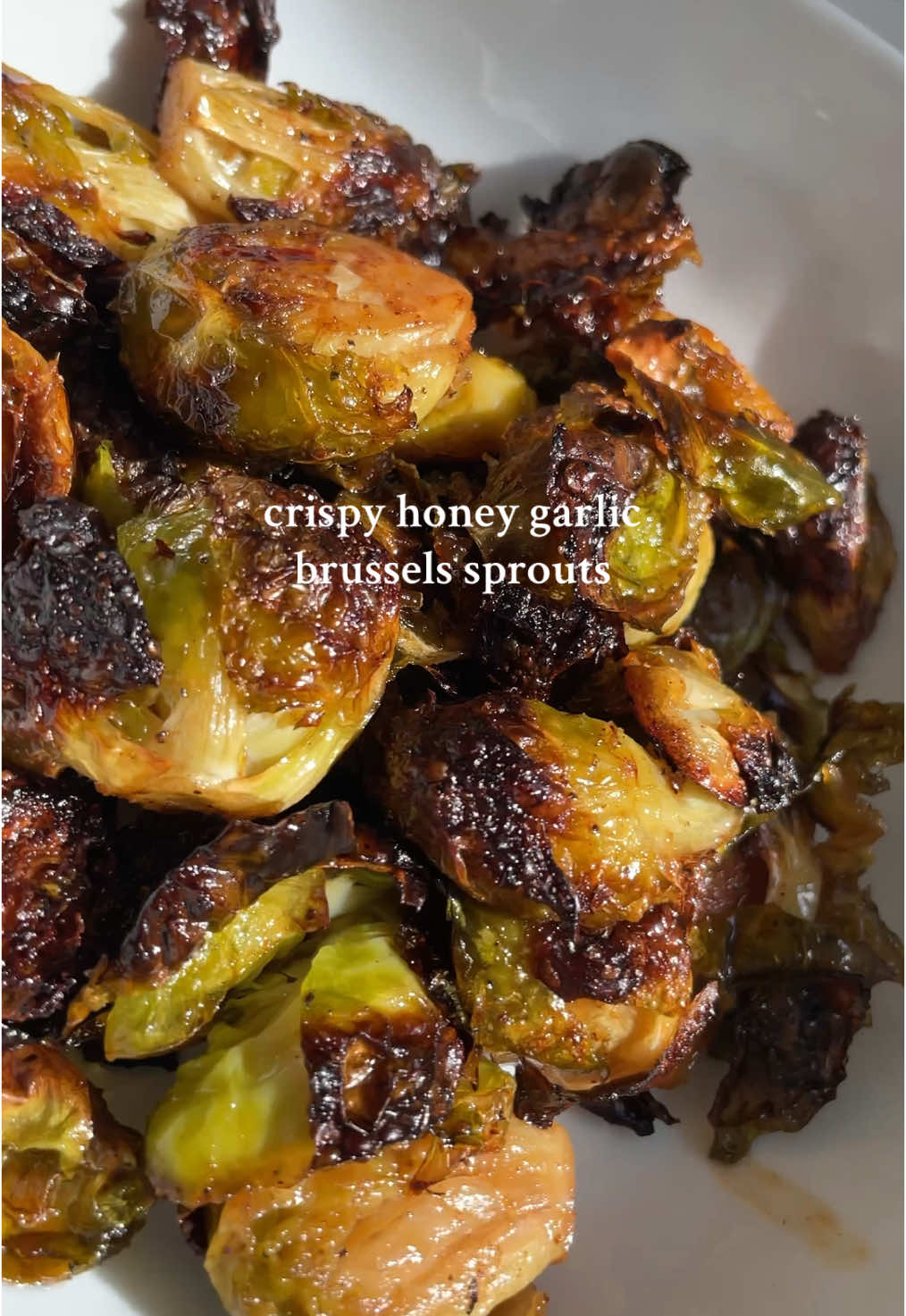 these crispy honey garlic Brussels sprouts make the best side and devoured within mins! Recipe is on my Instagram @mahaavibes   #EasyRecipes #fyp #foodietiktok 