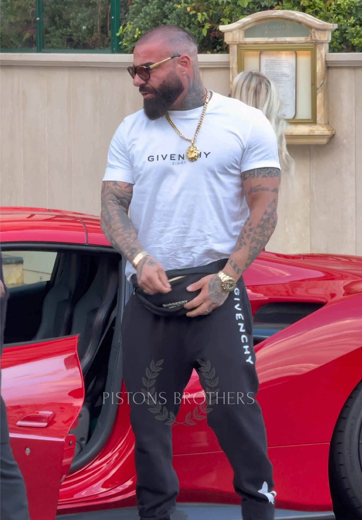 Muscle Mafia Boss in Monaco 👊🏼💶 #monaco #billionaire #Lifestyle #luxury #girls 