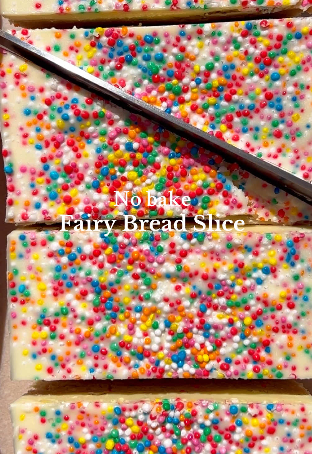 It’s a MUST! 💜🤍🩷 2 cup almond flour  1/4 cup maple syrup 1/2 cup coconut oil White chocolate 100s 1000s 1/2 cup protein  How to: 1. In a mixing bowl combine almond flour, protein, maple and coconut oil. Stir until well combined. 2. Add 100s and 1000s and mix to combine. 3. Press into a silicone loaf tin and set in freezer for 15 minutes. 4. Pour over melted white chocolate and top with 100s and 1000s. 5. Let set in freezer for 30-60 minutes. 6. Slice and enjoy. #healthyrecipes #EasyRecipe #nobakedessert #snackideas #snacks 