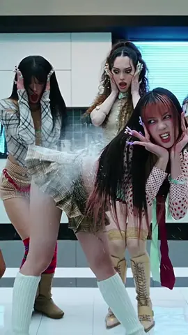 GNARLY (KATSEYE) MV . #gnarly #kpop #katseye #sophia #lara #katseyeedit #ks #music #hybe #eyekons 