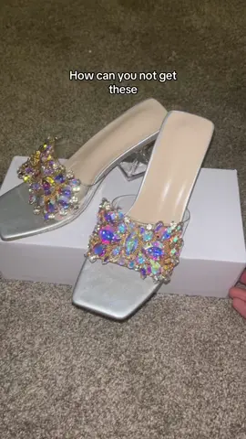 These are perfect #heels #pink 