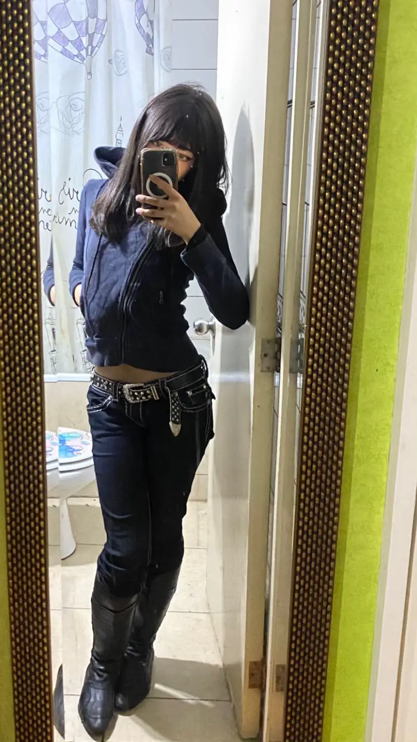 Hi