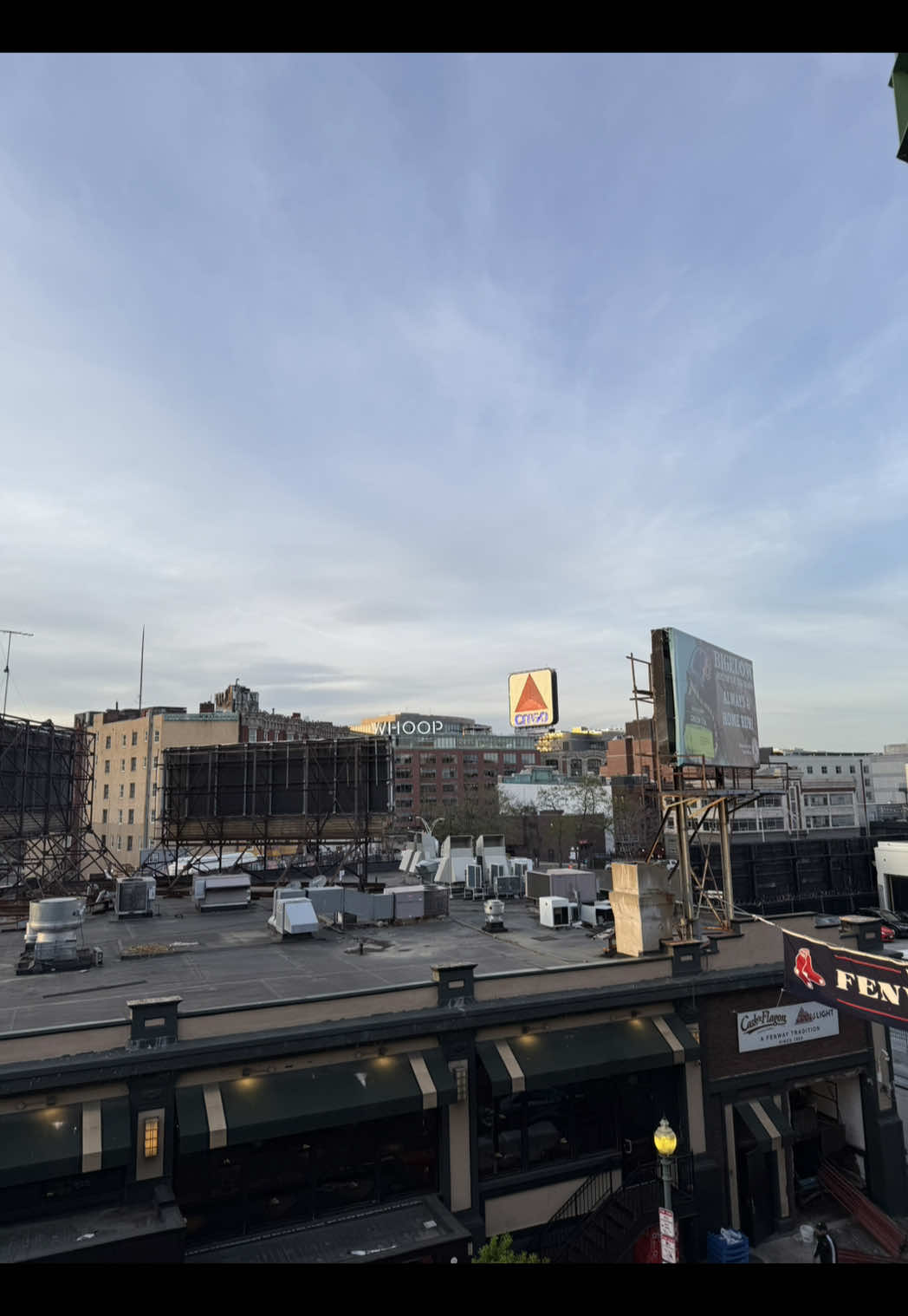 yay thursday!🕺🕺#boston #diml #Vlog #fenway #girlhood #617club @bartaco @Cisco Brewers 