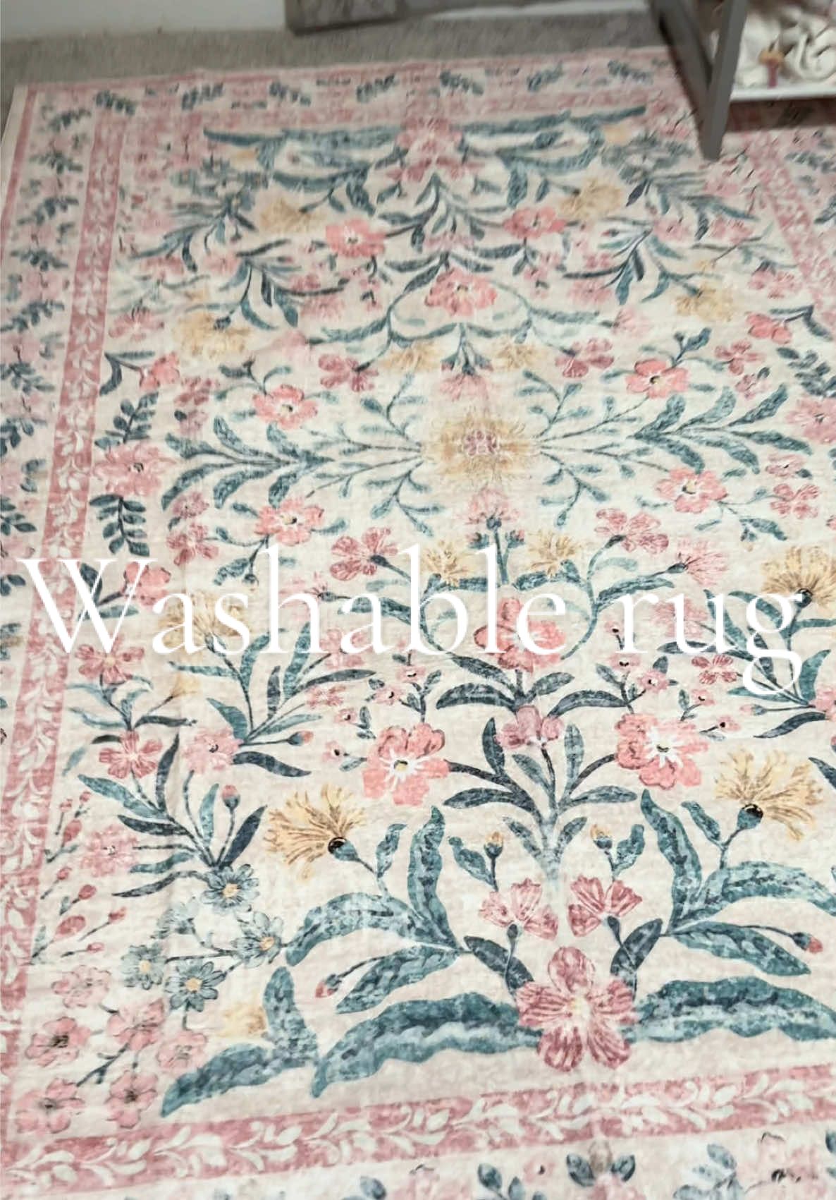 #floralrug #floralpinkrug #washablerug #arearug 