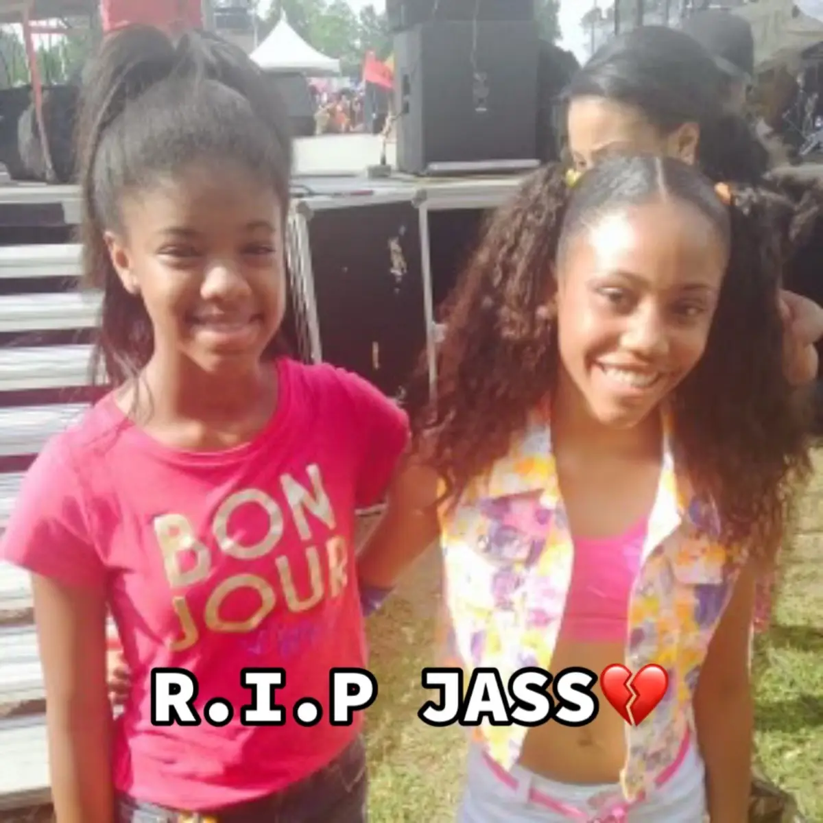 I was the first one who introduced you to this influencer world 🌍 they know Jas Noellee, but I knew the real Jas. So sweet, so genuine, always hungry for more outta life. I told you to keep grinding, that it was gonna come… and it did. And now you’re gone too soon. I love you. Rest easy, baby girl👼🏼 #jass #jassnoellee 